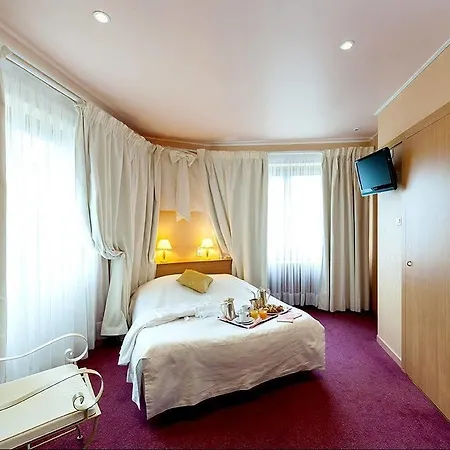 Hotel Logis Hotel-restaurant Perle Des Vosges